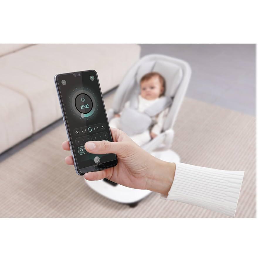 Mastela Deluxe Multi-Motion Baby Cradle - Image 5