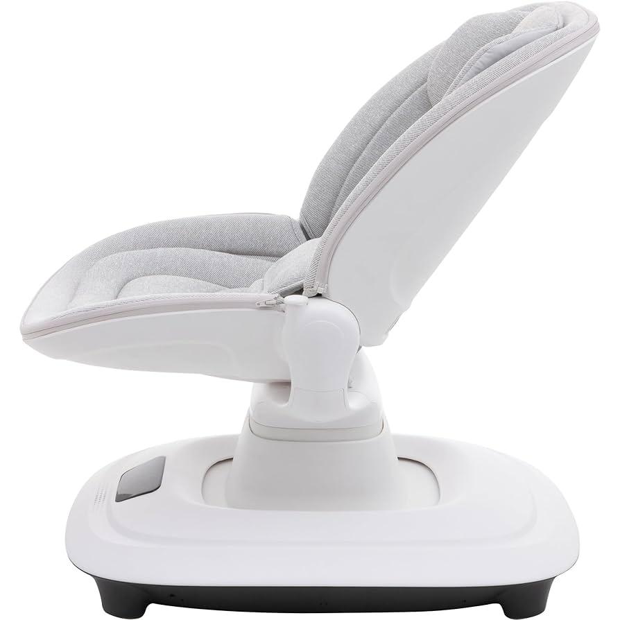 Mastela Deluxe Multi-Motion Baby Cradle - Image 3